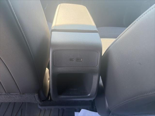 2025 Buick NV Preferred FWD