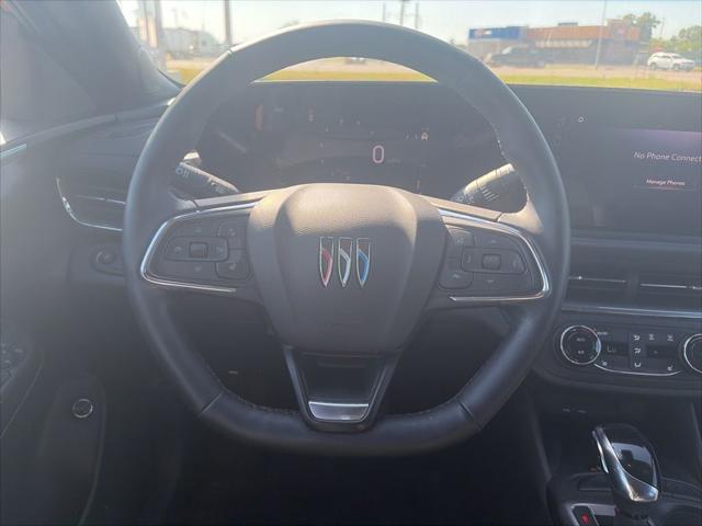 2025 Buick NV Preferred FWD