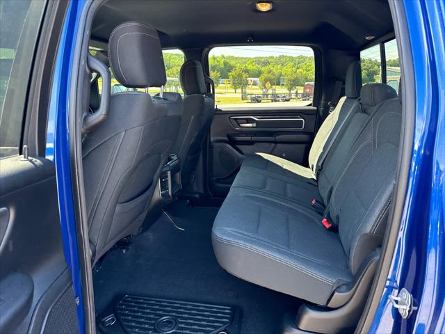 2019 Ram 1500 Big Horn/Lone Star Crew Cab 4x4 5'7" Box