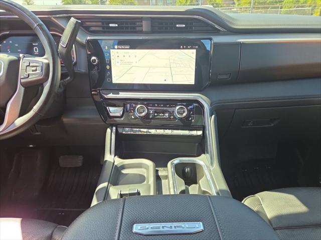 2025 GMC Sierra 2500HD 4WD Crew Cab Standard Bed Denali