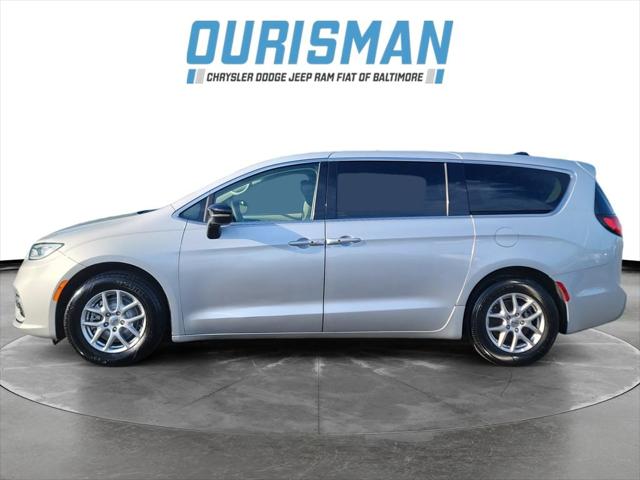 2024 Chrysler Pacifica Touring L 2024 Chrysler Pacifica Touring L