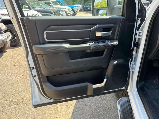 2025 Ram 2500 Big Horn Crew Cab 4x4 6'4" Box
