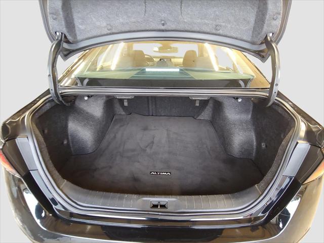 2024 Nissan Altima SV FWD
