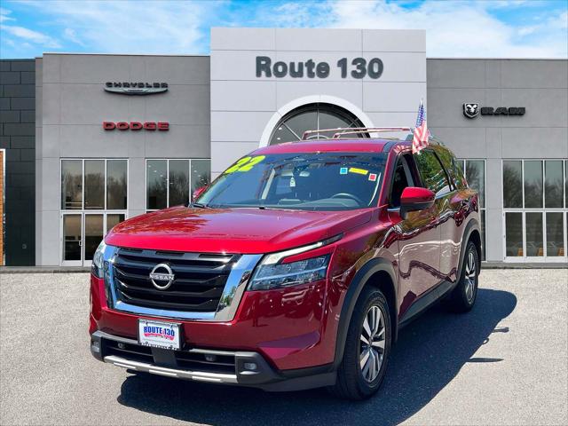 2022 Nissan Pathfinder SL 4WD