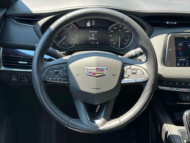 2023 Cadillac XT4 AWD Luxury