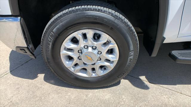 2024 Chevrolet Silverado 2500HD 4WD Crew Cab Standard Bed LT