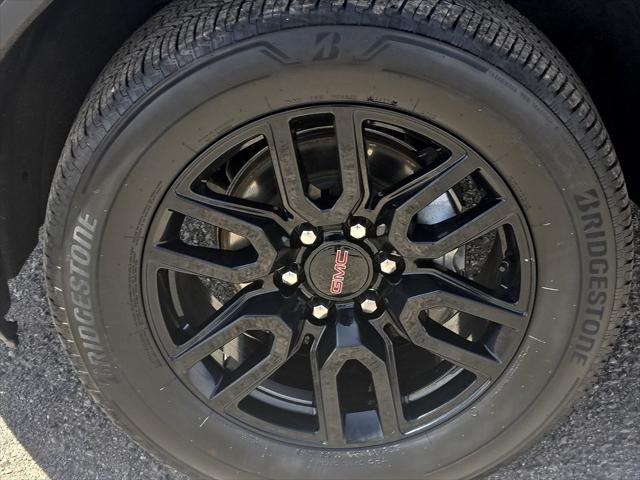 2024 GMC Sierra 1500 4WD Crew Cab Short Box Elevation with 3VL