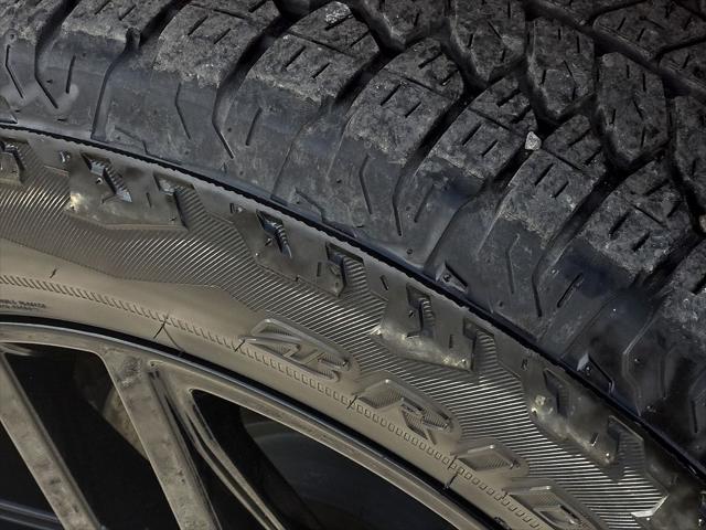 2024 GMC Sierra 1500 4WD Crew Cab Short Box Elevation with 3VL
