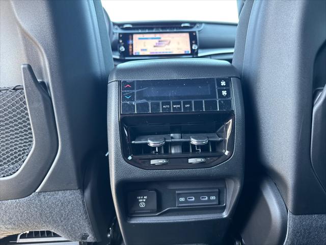 2026 Jeep Grand Cherokee L Altitude 4x4