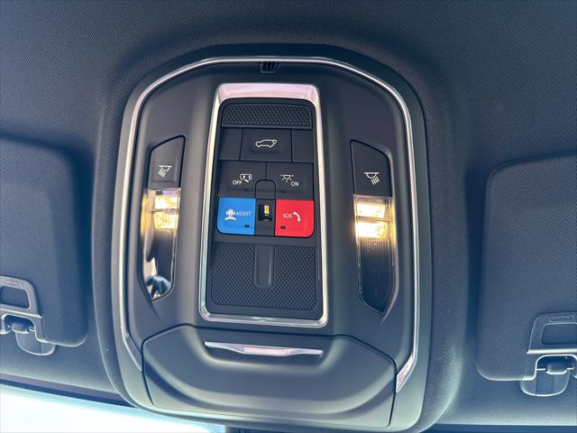 2026 Jeep Grand Cherokee L Altitude 4x4