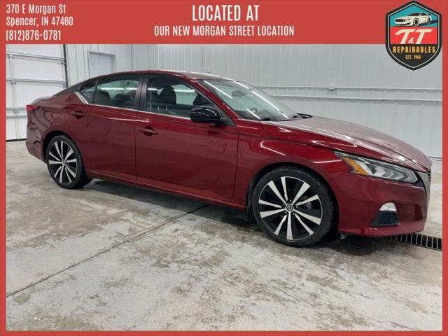 2022 Nissan Altima SR FWD for sale in Spencer, IN