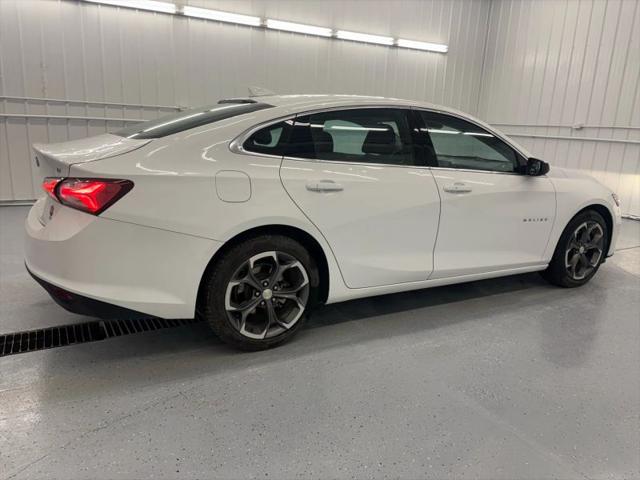 2022 Chevrolet Malibu FWD LT