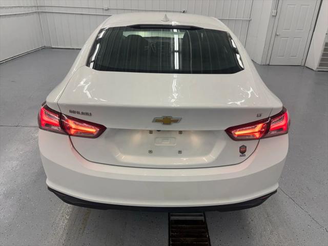 2022 Chevrolet Malibu FWD LT