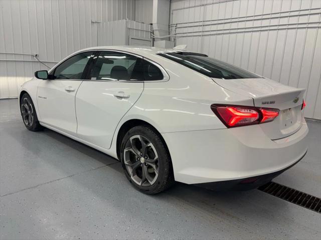 2022 Chevrolet Malibu FWD LT