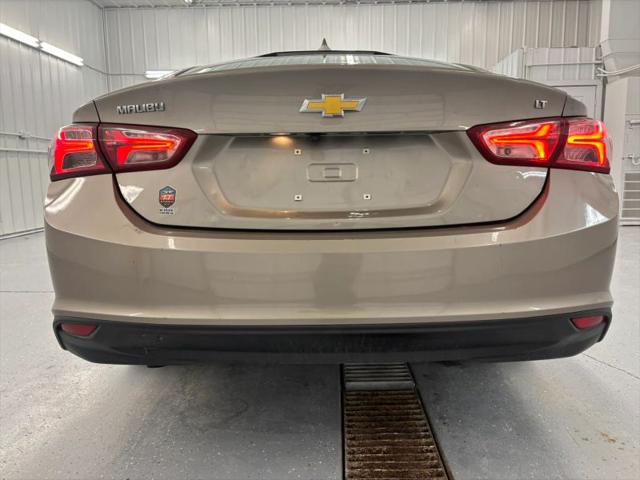 2022 Chevrolet Malibu FWD LT