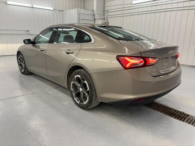 2022 Chevrolet Malibu FWD LT