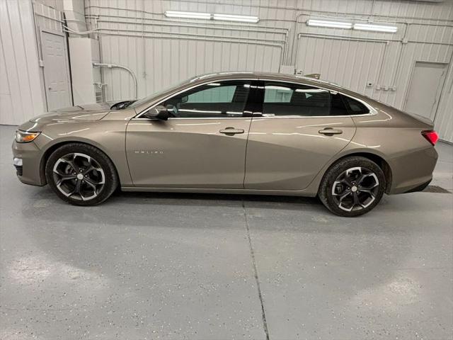 2022 Chevrolet Malibu FWD LT