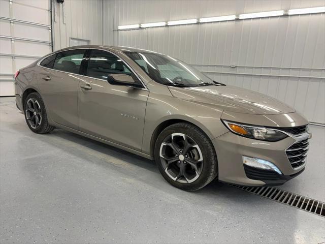 2022 Chevrolet Malibu FWD LT
