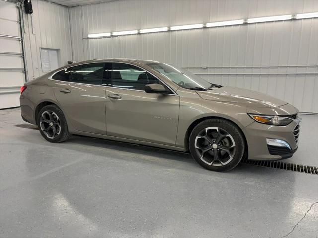 2022 Chevrolet Malibu FWD LT