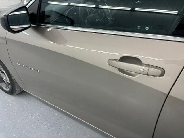 2022 Chevrolet Malibu FWD LT