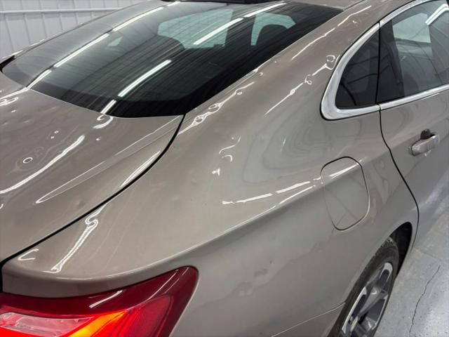 2022 Chevrolet Malibu FWD LT