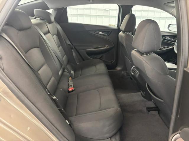 2022 Chevrolet Malibu FWD LT