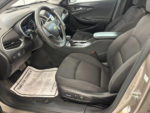 2022 Chevrolet Malibu FWD LT