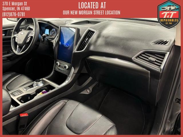 2022 Ford Edge Titanium