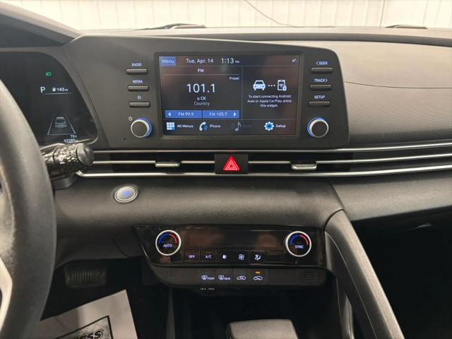 2023 Hyundai Elantra SEL