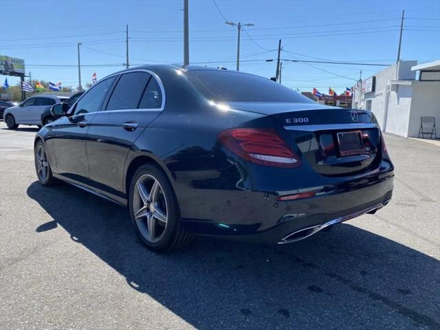 2017 Mercedes-Benz E-CLASS E 300 E 300