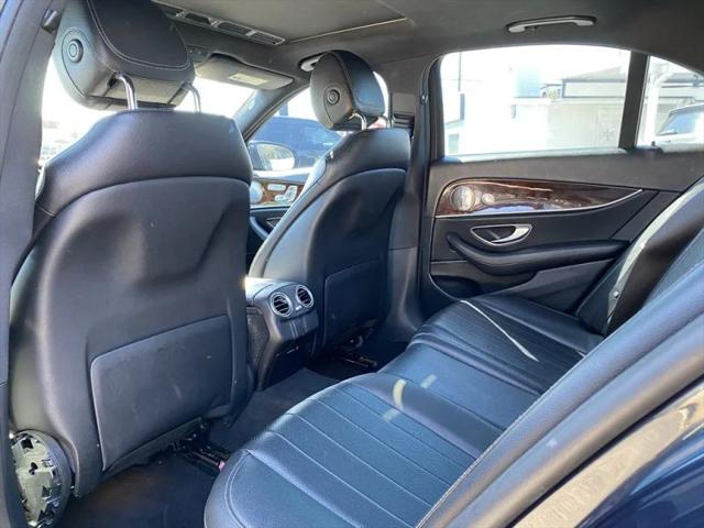 2017 Mercedes-Benz E-CLASS E 300 E 300