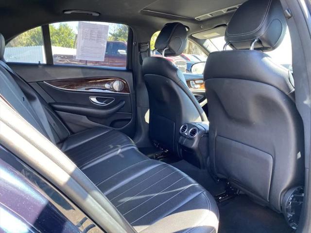 2017 Mercedes-Benz E-CLASS E 300 E 300