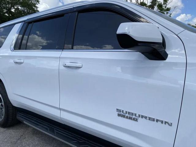 2021 Chevrolet Suburban 2WD LT