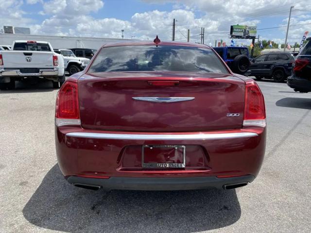 2018 Chrysler 300 Touring