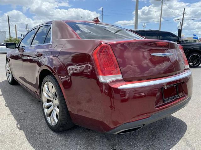 2018 Chrysler 300 Touring