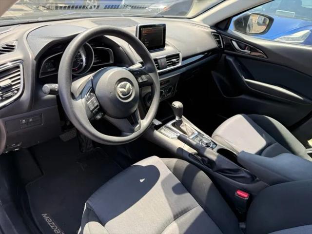 2016 Mazda Mazda3 i Sport