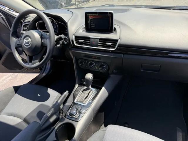 2016 Mazda Mazda3 i Sport