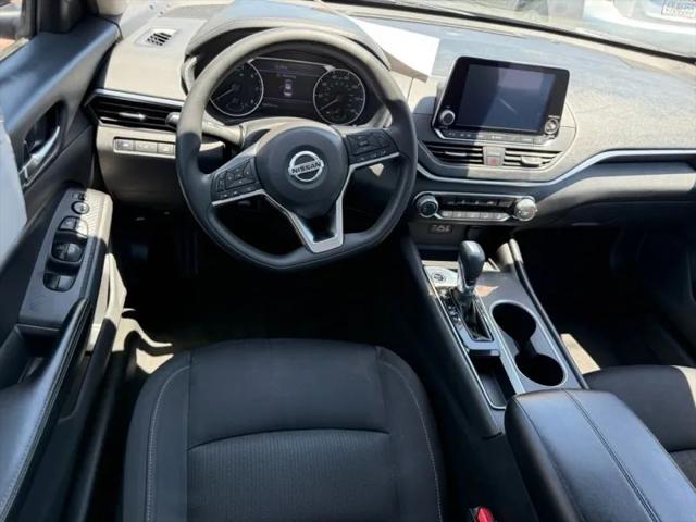 2022 Nissan Altima SV FWD
