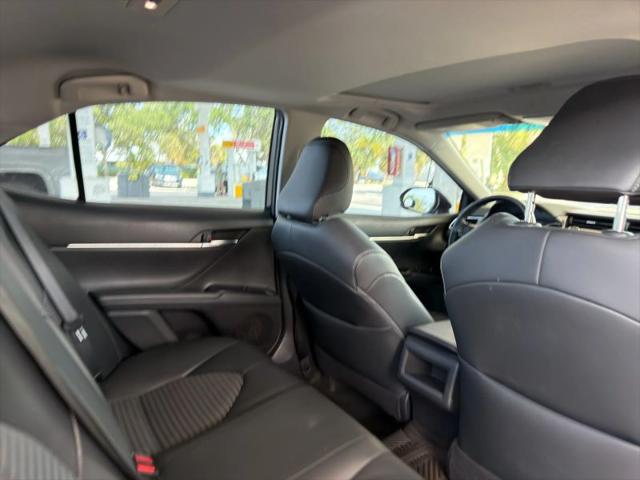 2018 Toyota Camry SE