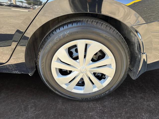 2020 Nissan Versa S Xtronic CVT