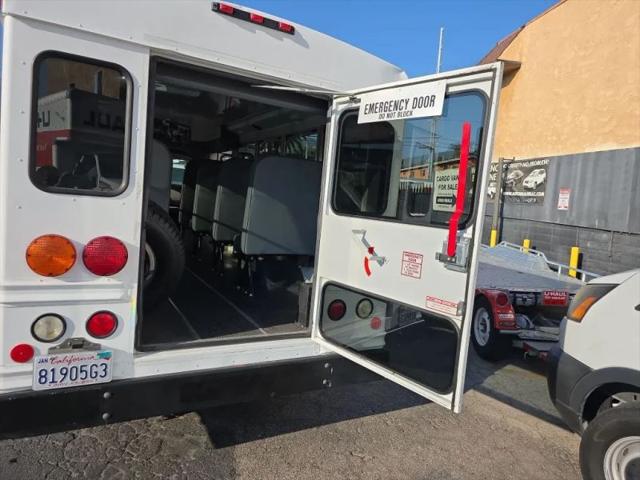 2007 Chevrolet Express Cutaway Work Van