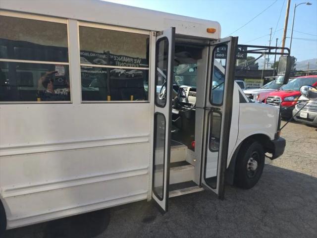 2007 Chevrolet Express Cutaway Work Van