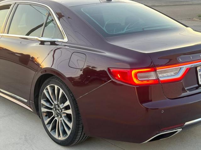 2017 Lincoln Continental Select