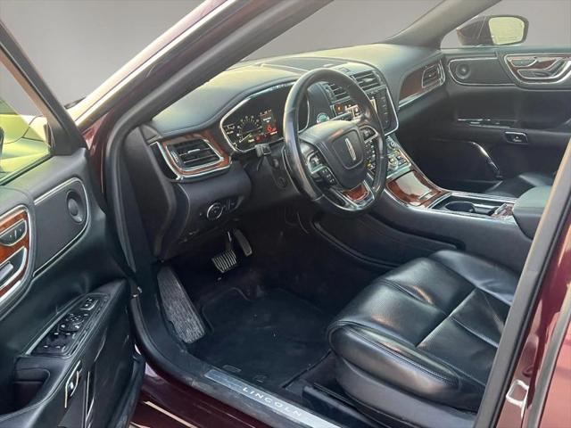 2017 Lincoln Continental Select