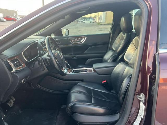 2017 Lincoln Continental Select