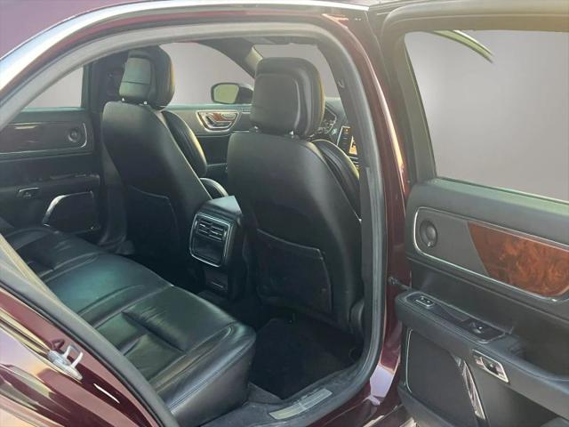 2017 Lincoln Continental Select