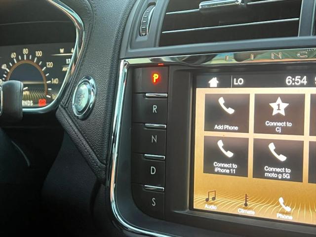 2017 Lincoln Continental Select