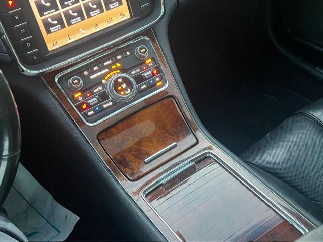 2017 Lincoln Continental Select
