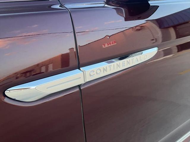 2017 Lincoln Continental Select