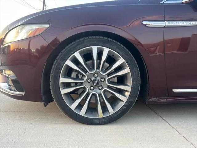 2017 Lincoln Continental Select